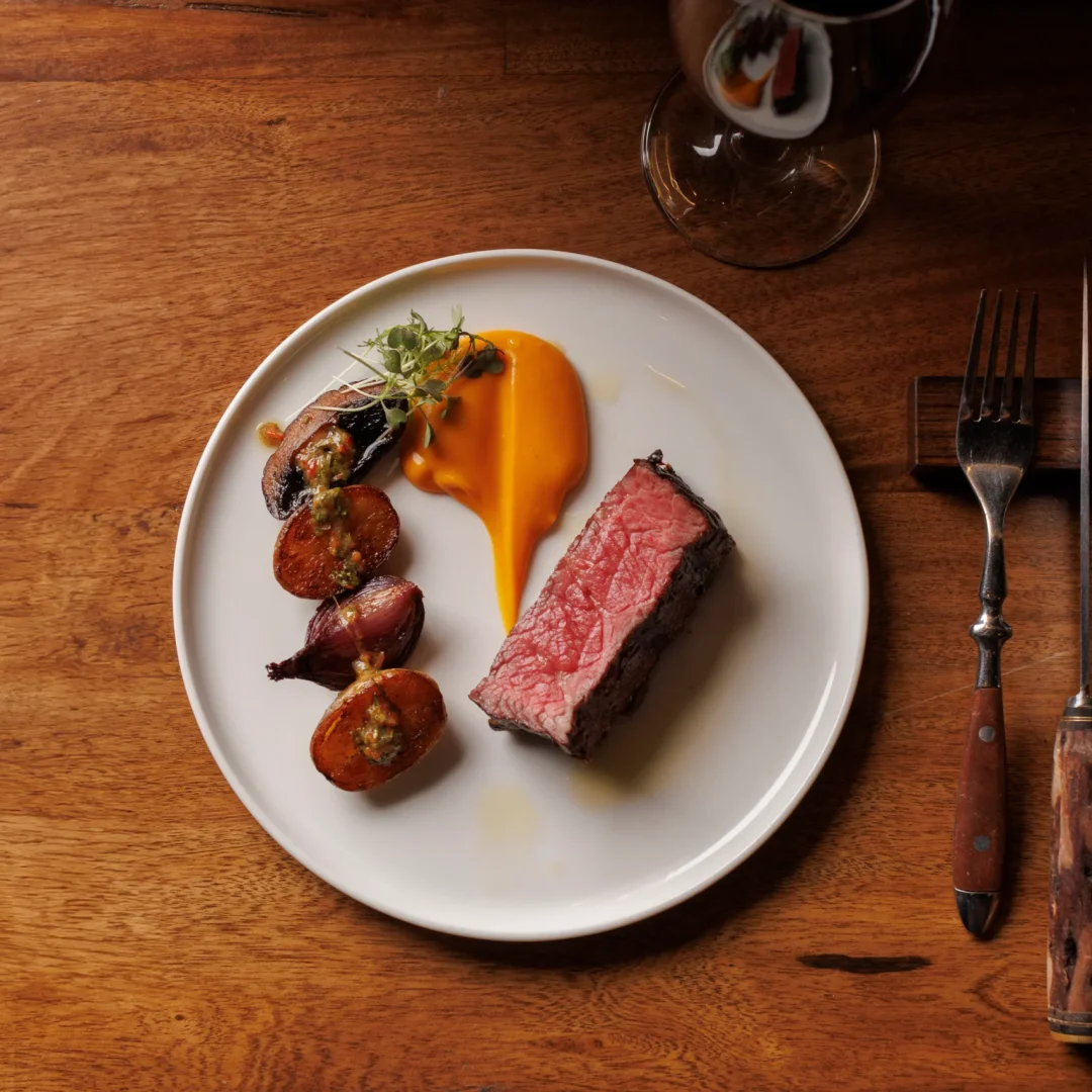 steak with baby potatoes